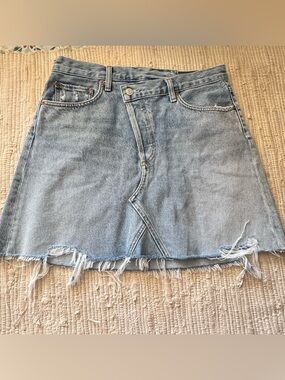 AGOLDE Criss Cross Denim Mini Skirt Size 28 Raw Hem Distressed